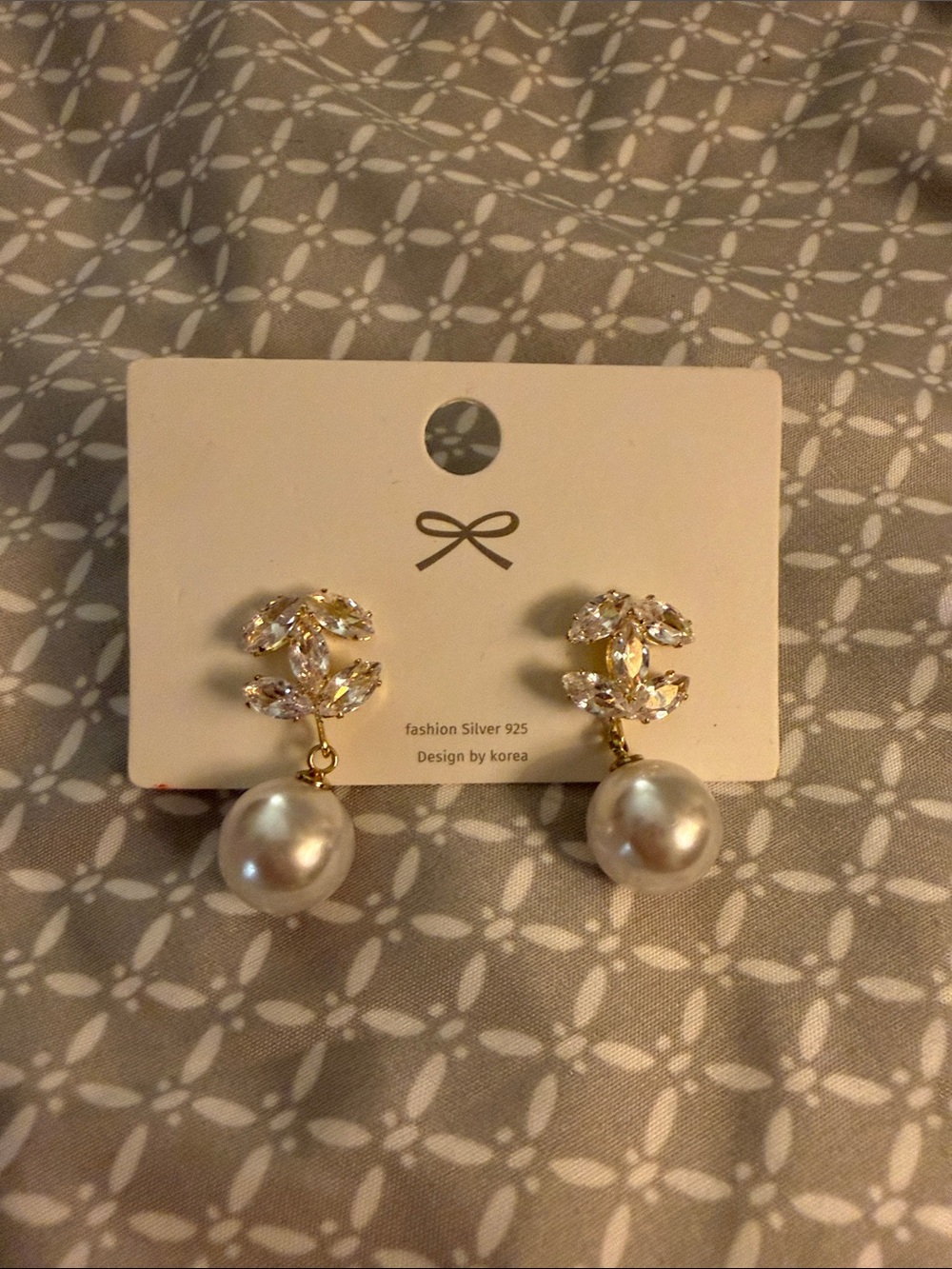 Elegant Pearl Drop Earrings with Crystal Accents - Gold Tone